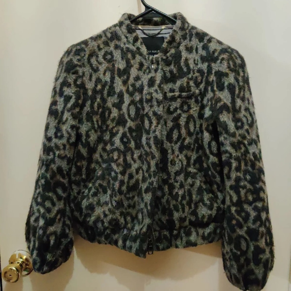 Banana republic furry Jacket